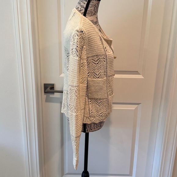 Zara Crocheted Buttoned Down Sweater - Picture 5 of 7